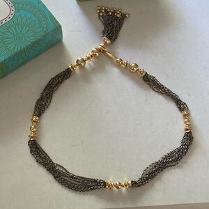 Stella and dot hook necklace